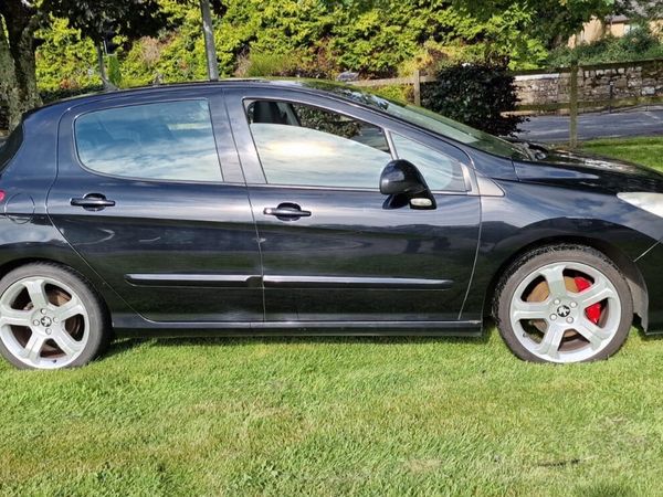 Peugeot 308 MPV, Diesel, 2012, Black