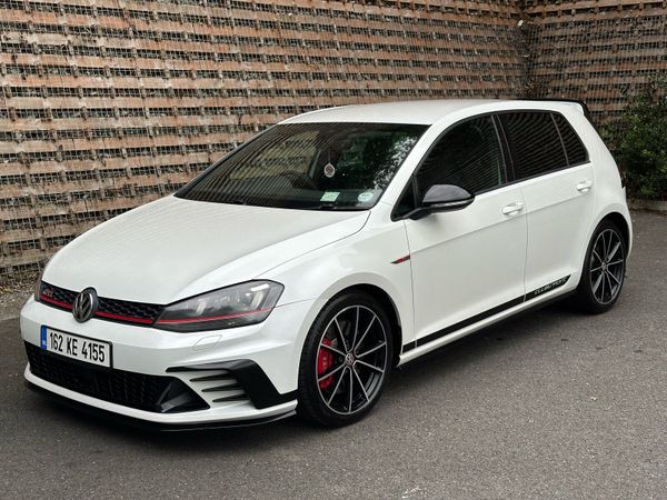 Volkswagen Golf Hatchback, Petrol, 2016, White