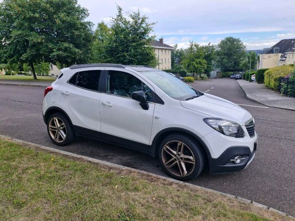 Vauxhall Mokka Hatchback, Diesel, 2015, White