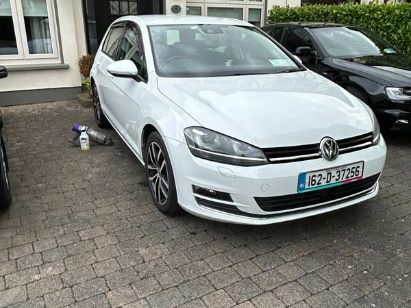 Volkswagen Golf Hatchback, Petrol, 2016, White