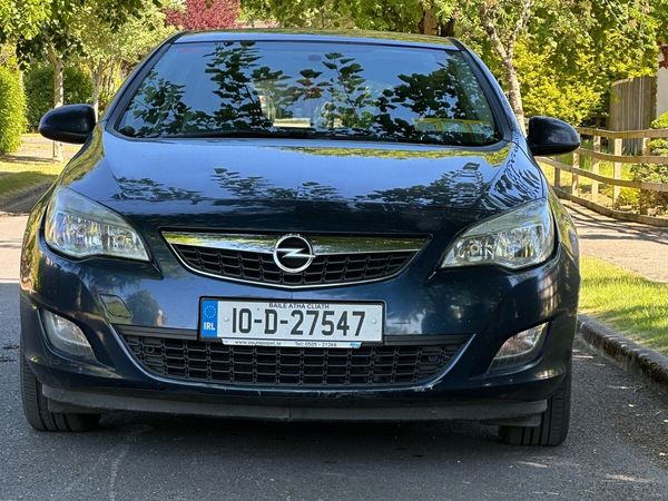 Opel Astra Hatchback, Petrol, 2010, Blue