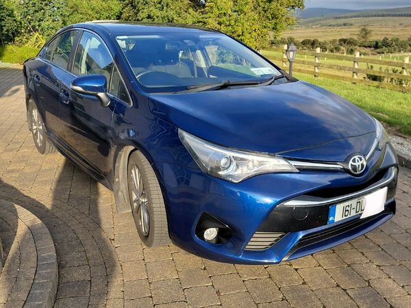 Toyota Avensis Saloon, Diesel, 2016, Blue