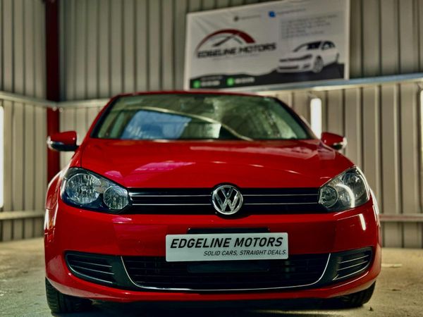 Volkswagen Golf Hatchback, Petrol, 2013, Red