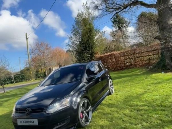 Volkswagen Polo Hatchback, Petrol, 2010, Black