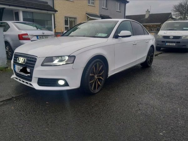 Audi A4 Saloon, Diesel, 2011, White