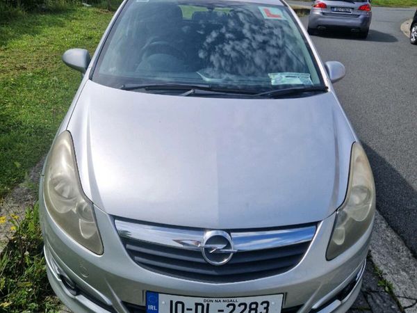 Opel Corsa Hatchback, Petrol, 2010, Silver