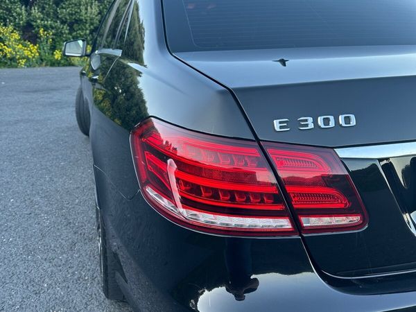 Mercedes-Benz E-Class Saloon, Diesel Hybrid, 2013, Black