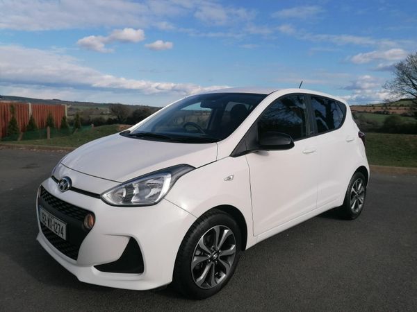 Hyundai i10 Hatchback, Petrol, 2019, White