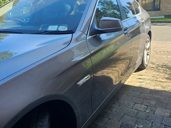 BMW 5-Series Saloon, Diesel, 2012, Grey