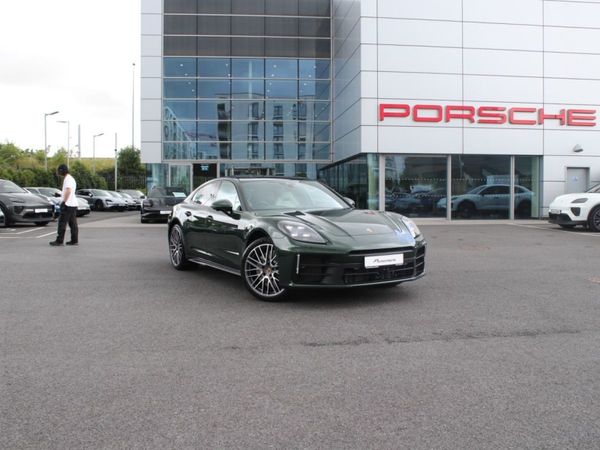 Porsche Panamera Saloon, Petrol Plug-in Hybrid, 2025, Green