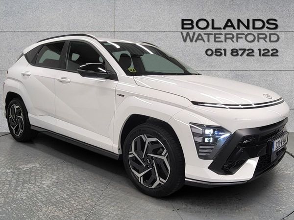 Hyundai KONA MPV, Petrol, 2023, White