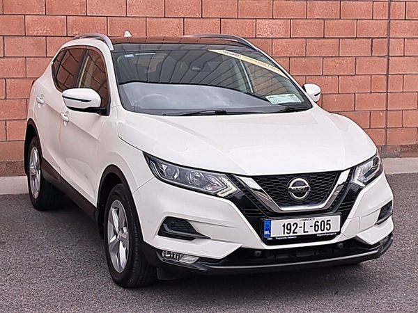 Nissan Qashqai SUV, Petrol, 2019, White