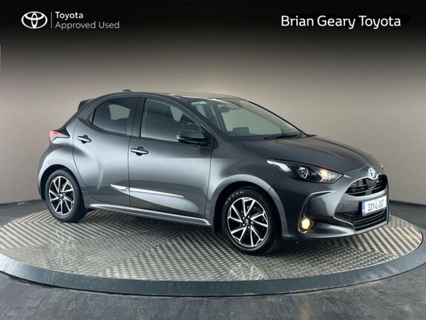 Toyota Yaris Hatchback, Petrol Hybrid, 2022, Grey