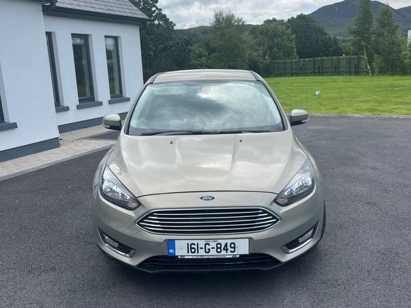 Ford Focus Saloon, Diesel, 2016, Silver