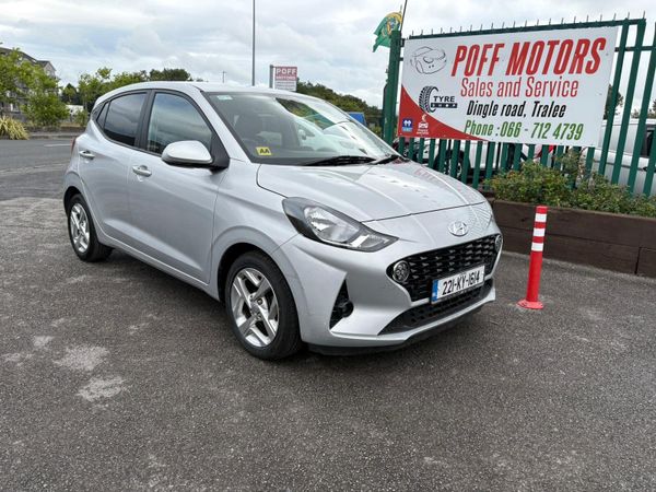 Hyundai i10 Hatchback, Petrol, 2022, Grey