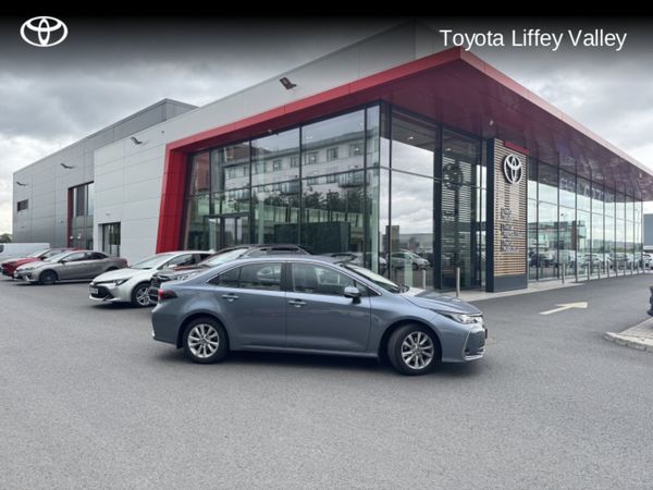 Toyota Corolla Saloon, Petrol Hybrid, 2023, Grey
