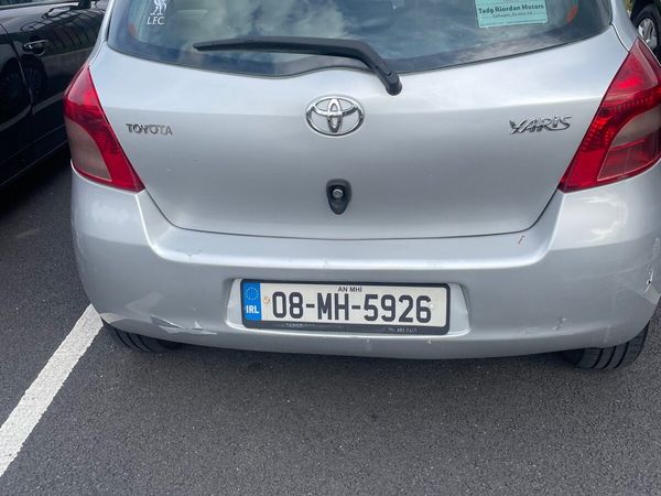 Toyota Yaris Hatchback, Petrol, 2008, Silver