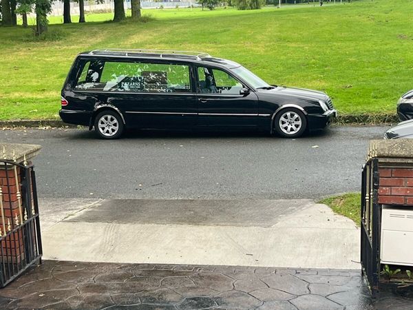 Mercedes-Benz E-Class Hearse, Petrol, 2004, Black