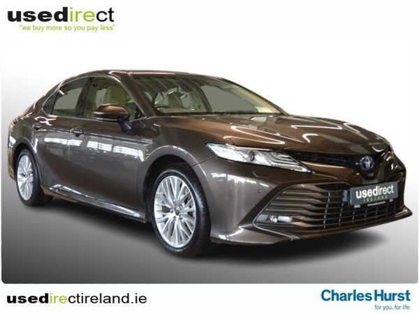 Toyota Camry Saloon, Petrol Hybrid, 2019, Brown