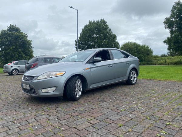 Ford Mondeo Hatchback, Diesel, 2009, Silver