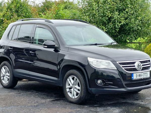 Volkswagen Tiguan SUV, Diesel, 2011, Black