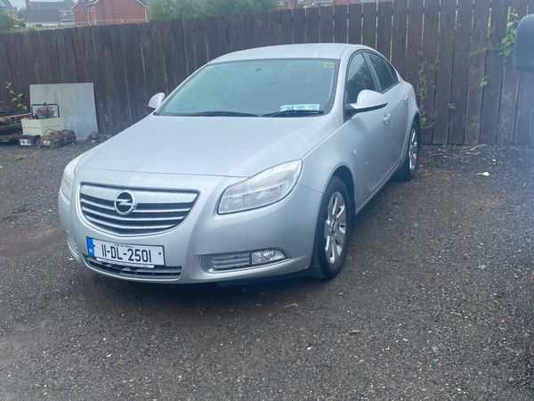 Opel Insignia Saloon, Diesel, 2011, Silver