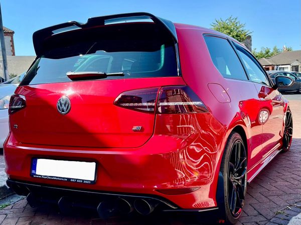 Volkswagen Golf Hatchback, Petrol, 2015, Red