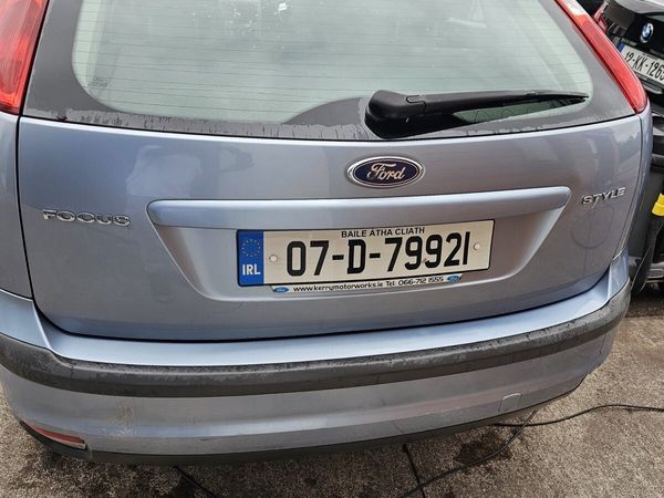 Ford Focus Hatchback, Petrol, 2007, Blue