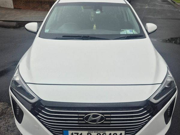 Hyundai IONIQ Hatchback, Petrol Hybrid, 2017, White