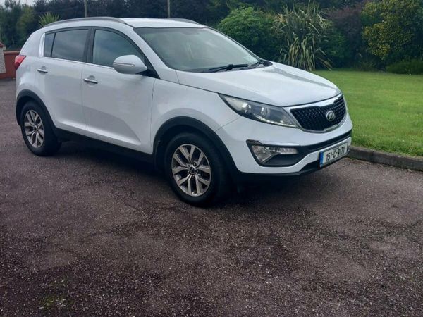 Kia Sportage SUV, Diesel, 2015, White