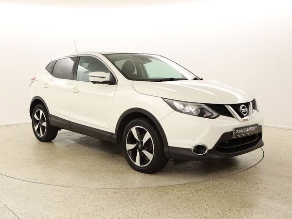 Nissan Qashqai SUV, Diesel, 2016, White