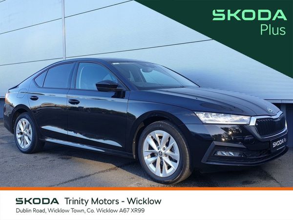 Skoda Octavia Saloon, Petrol, 2023, Black