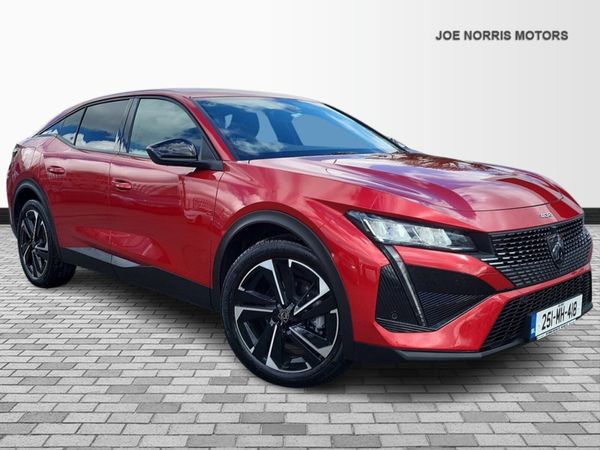 Peugeot 408 Hatchback, Petrol, 2025, Red