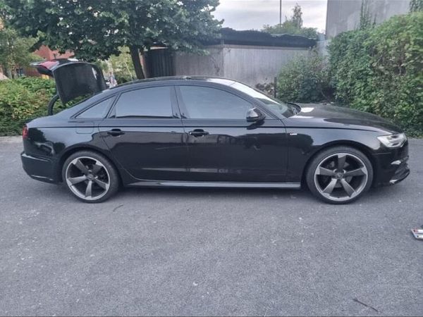 Audi A6 Saloon, Diesel, 2015, Black