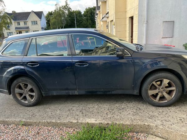 Subaru Outback Estate, Diesel, 2014, Blue