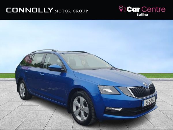 Skoda Octavia Estate, Petrol, 2019, Blue