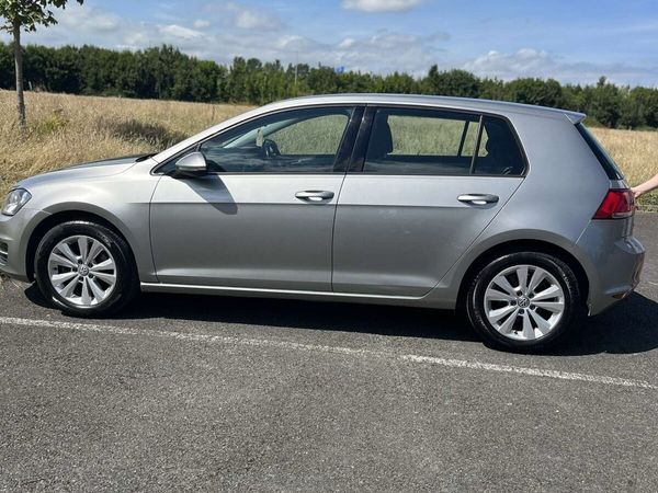Volkswagen Golf Estate, Petrol, 2015, Silver