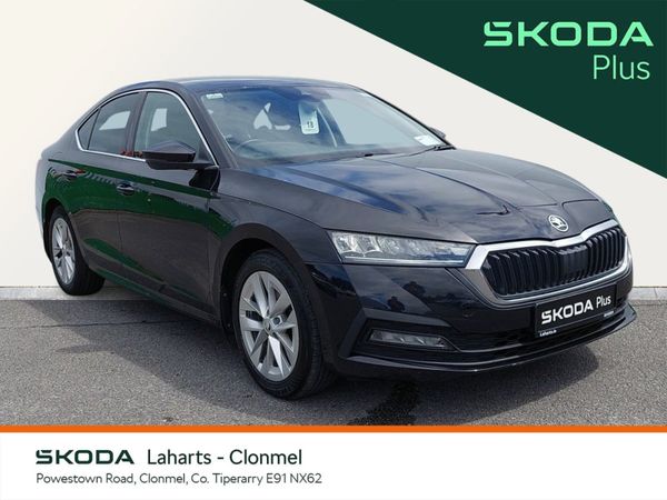 Skoda Octavia Saloon, Petrol, 2022, Black