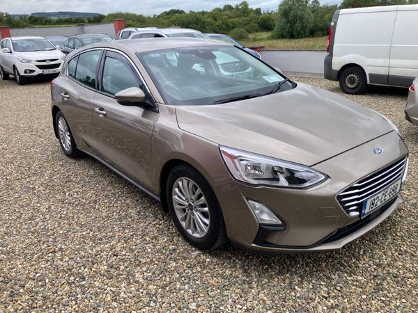 Ford Focus Hatchback, Diesel, 2019, Grey