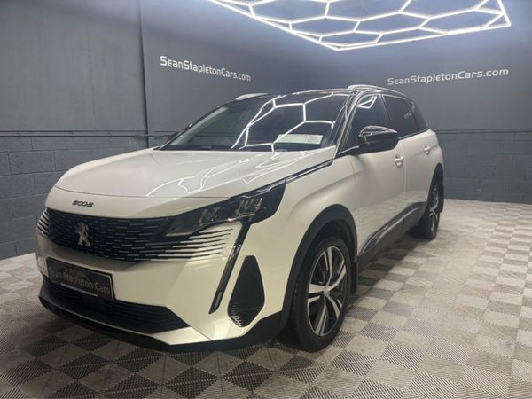 Peugeot 5008 MPV, Diesel, 2023, White