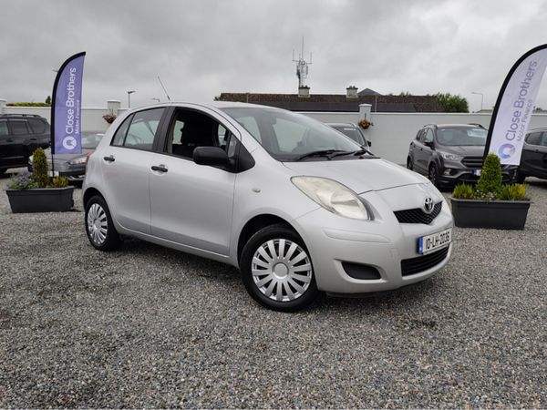 Toyota Yaris Hatchback, Petrol, 2010, Silver