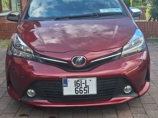 Toyota Vitz Hatchback, Petrol, 2016, Red