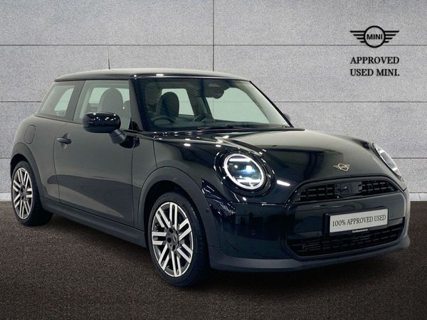 Mini Cooper Hatchback, Petrol, 2025, Black