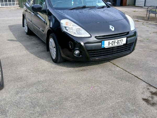 Renault Clio Hatchback, Diesel, 2011, Black