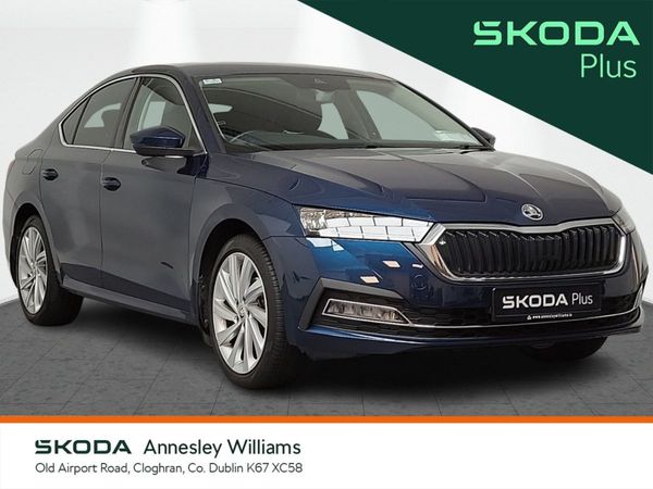 Skoda Octavia Saloon, Diesel, 2023, Blue