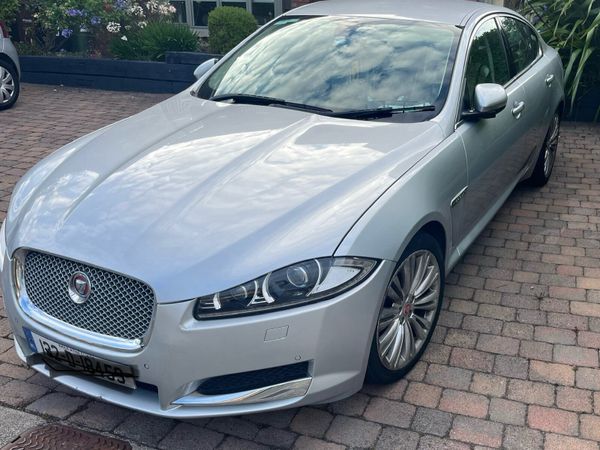 Jaguar XF Saloon, Diesel, 2013, Silver