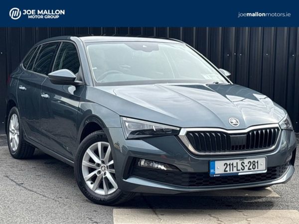 Skoda Scala Hatchback, Petrol, 2021, Grey