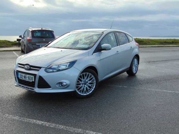 Ford Focus Hatchback, Petrol, 2016, Silver