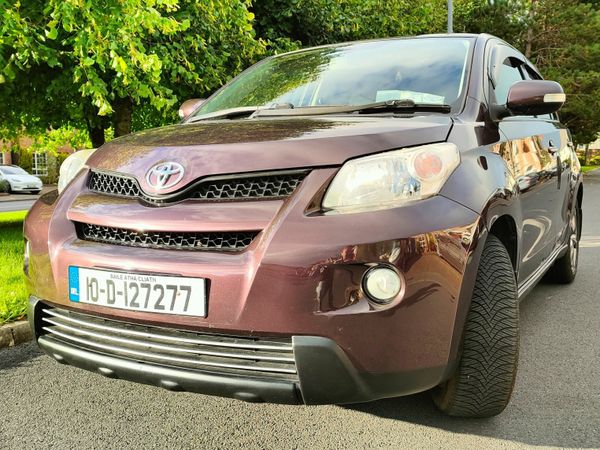 Toyota Urban Cruiser SUV, Petrol, 2010, Purple