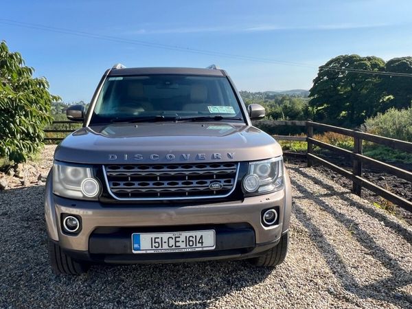 Land Rover Discovery SUV, Diesel, 2015, Gold